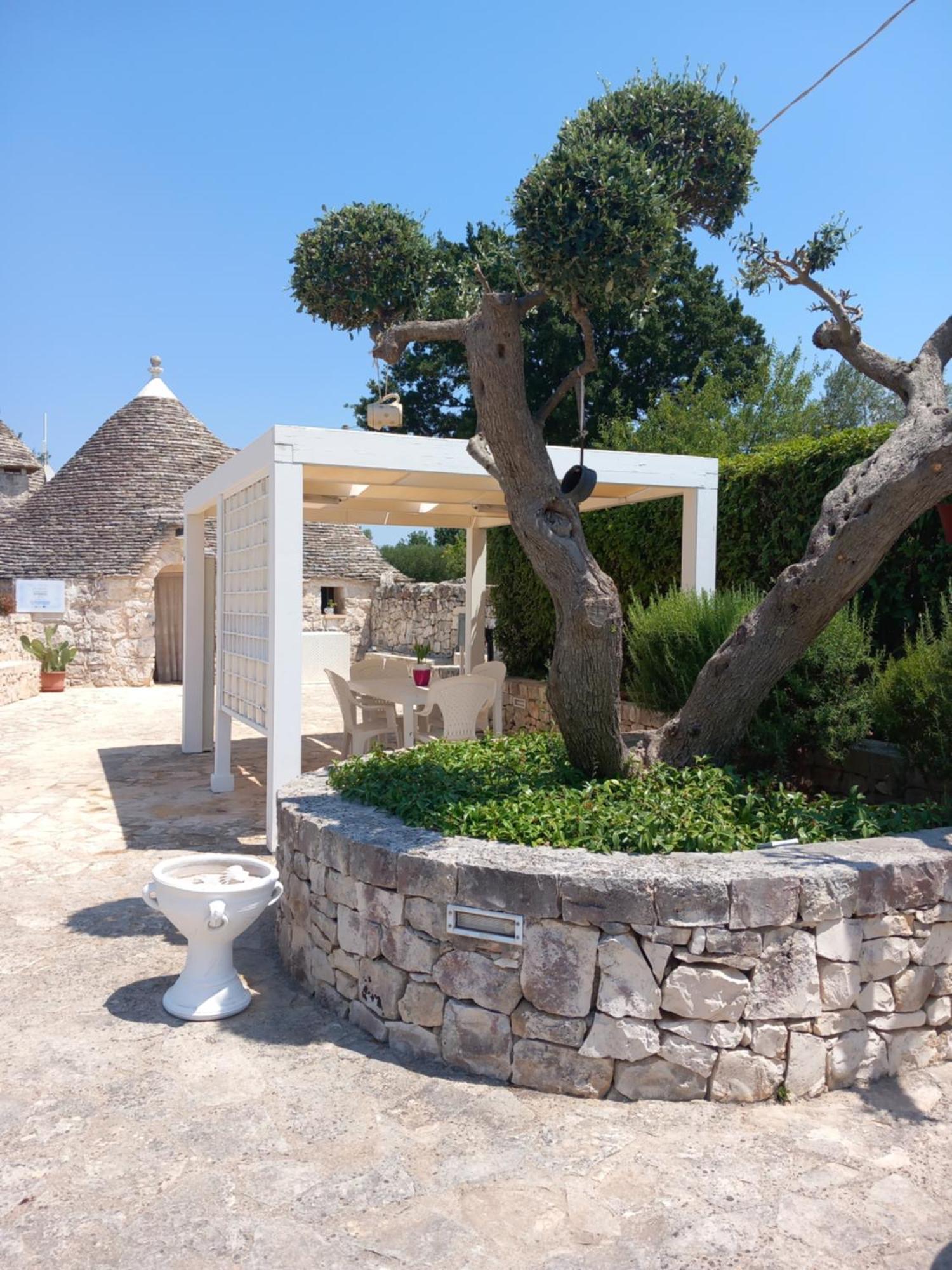 Trullo Monte Del Sale Guest House Alberobello Exterior photo